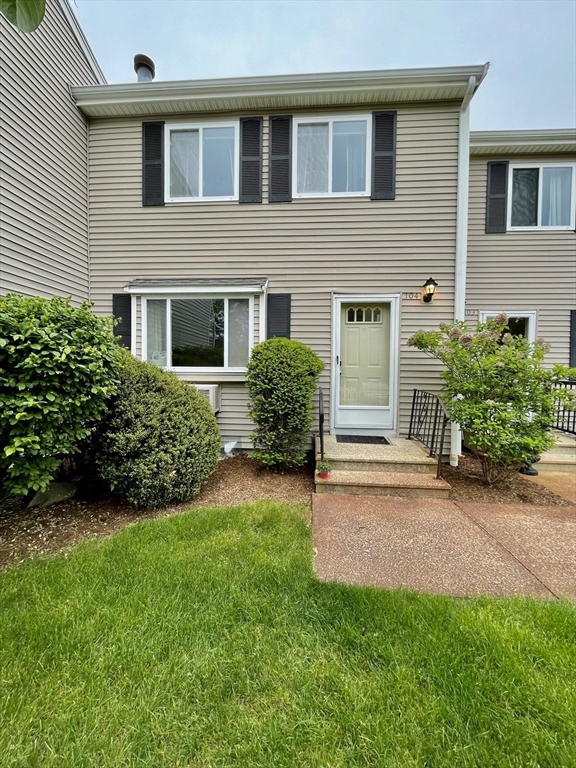 4 Erick Rd, Mansfield