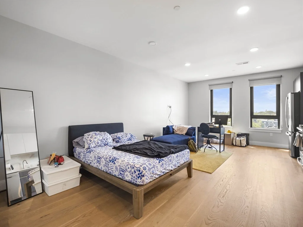 9 Central St, Spring Hill