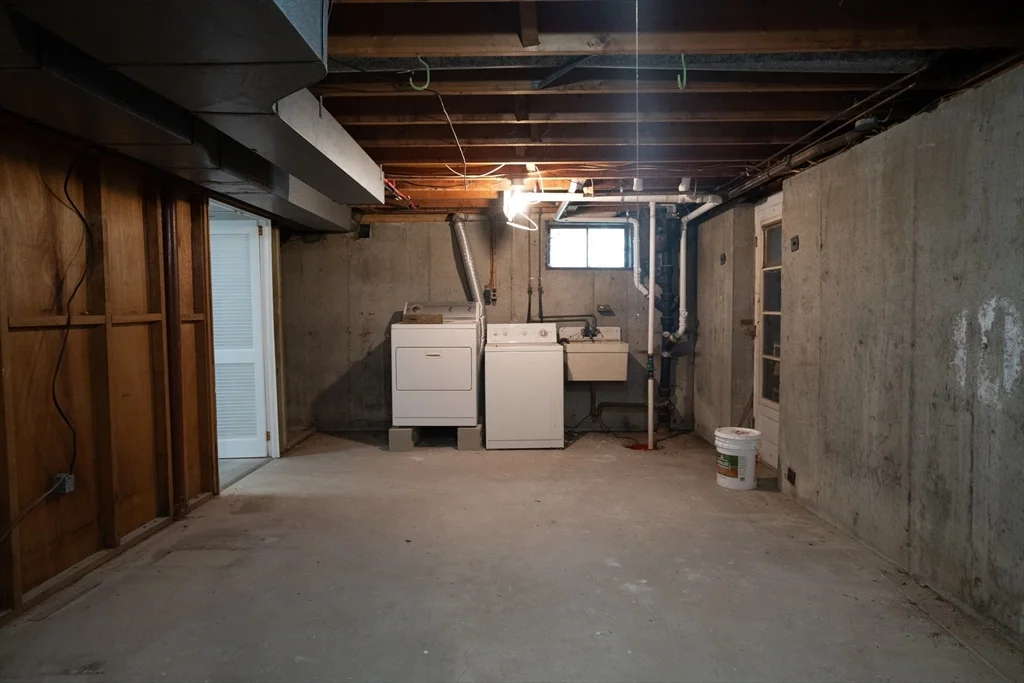 10 Colburn St, Waltham