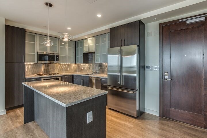 1 Canal St, North End