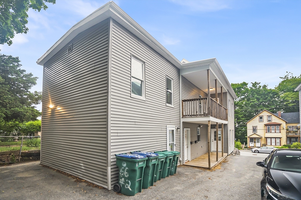 66 Pacific St, Fitchburg