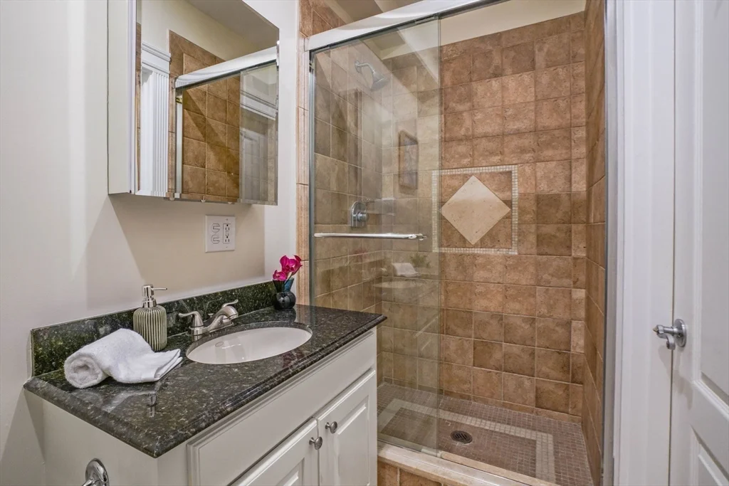 298 Marlborough, Back Bay