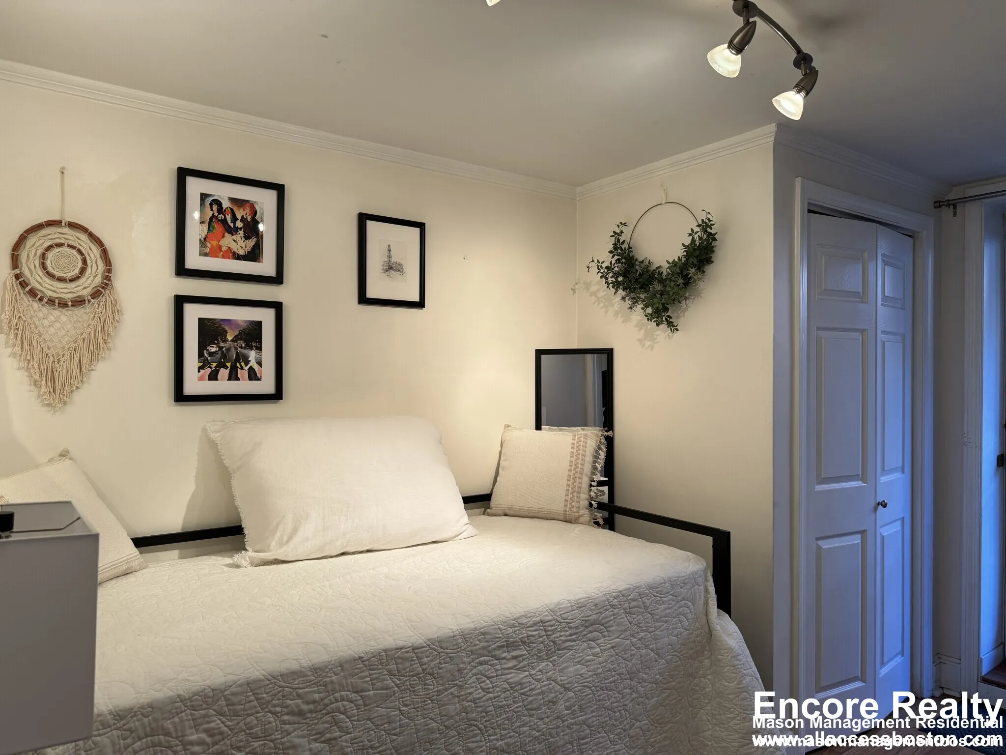 519 Columbus Ave, South End