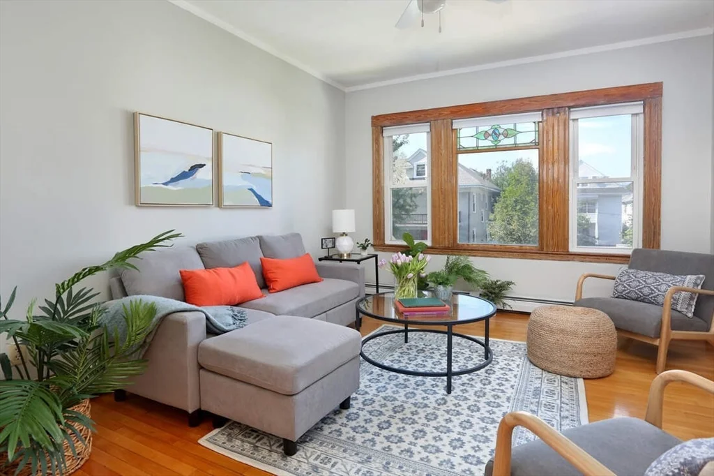 5 Benton Rd, Tufts University