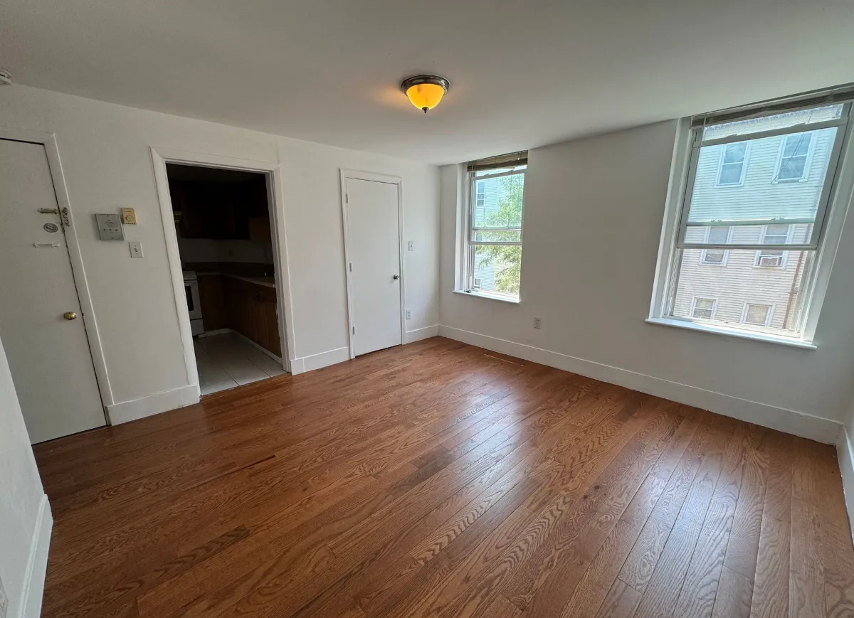 210 Maverick St, East Boston