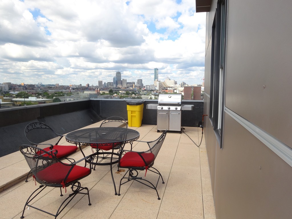 380 W Broadway, South Boston