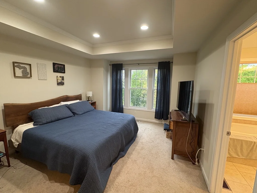 33 Jacob Way, Reading