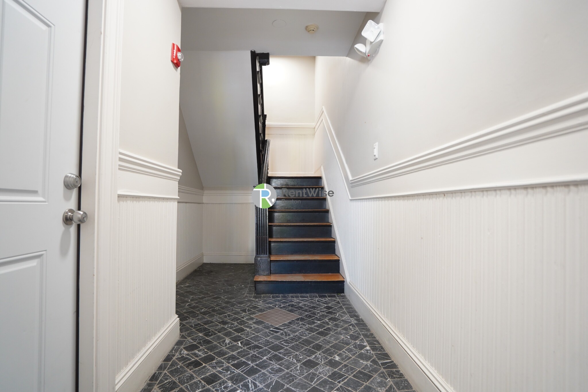 900 Massachusetts Ave, Riverside