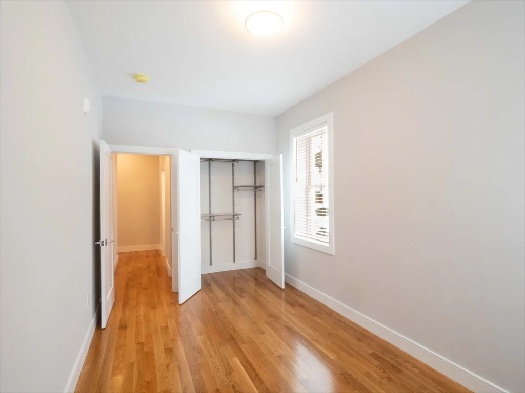 142 Coolidge St, Coolidge Corner