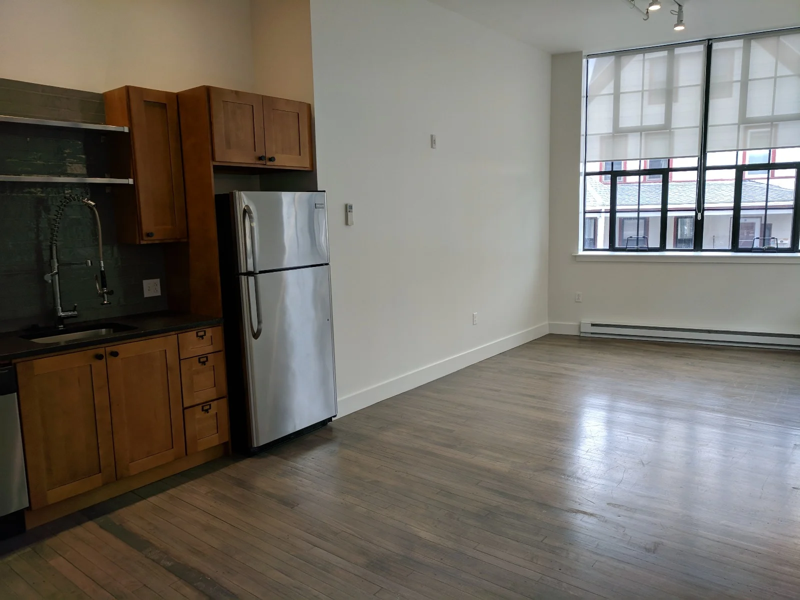 20 Sunnyside St, Jamaica Plain