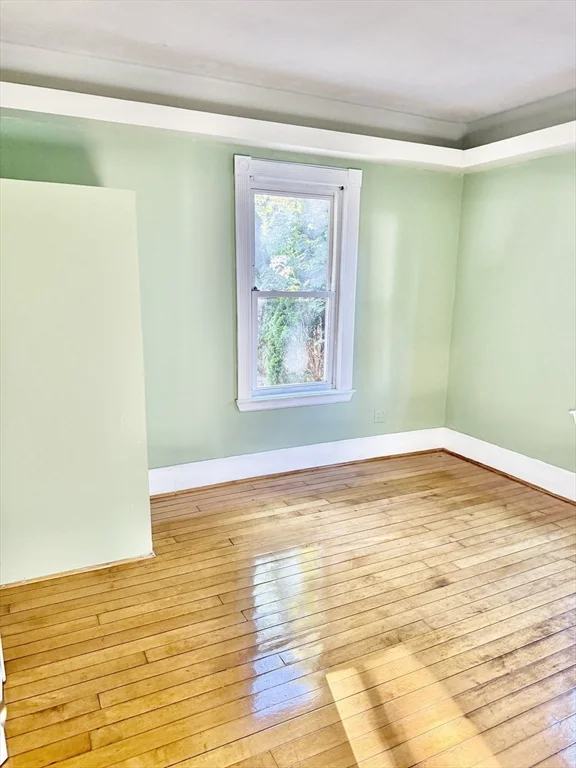 20 Cherry St, Brockton