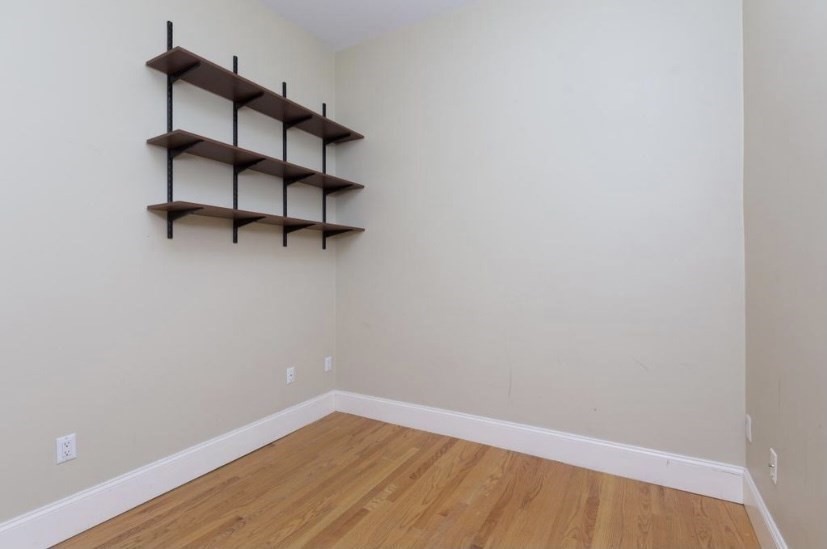 263 Newbury, Back Bay