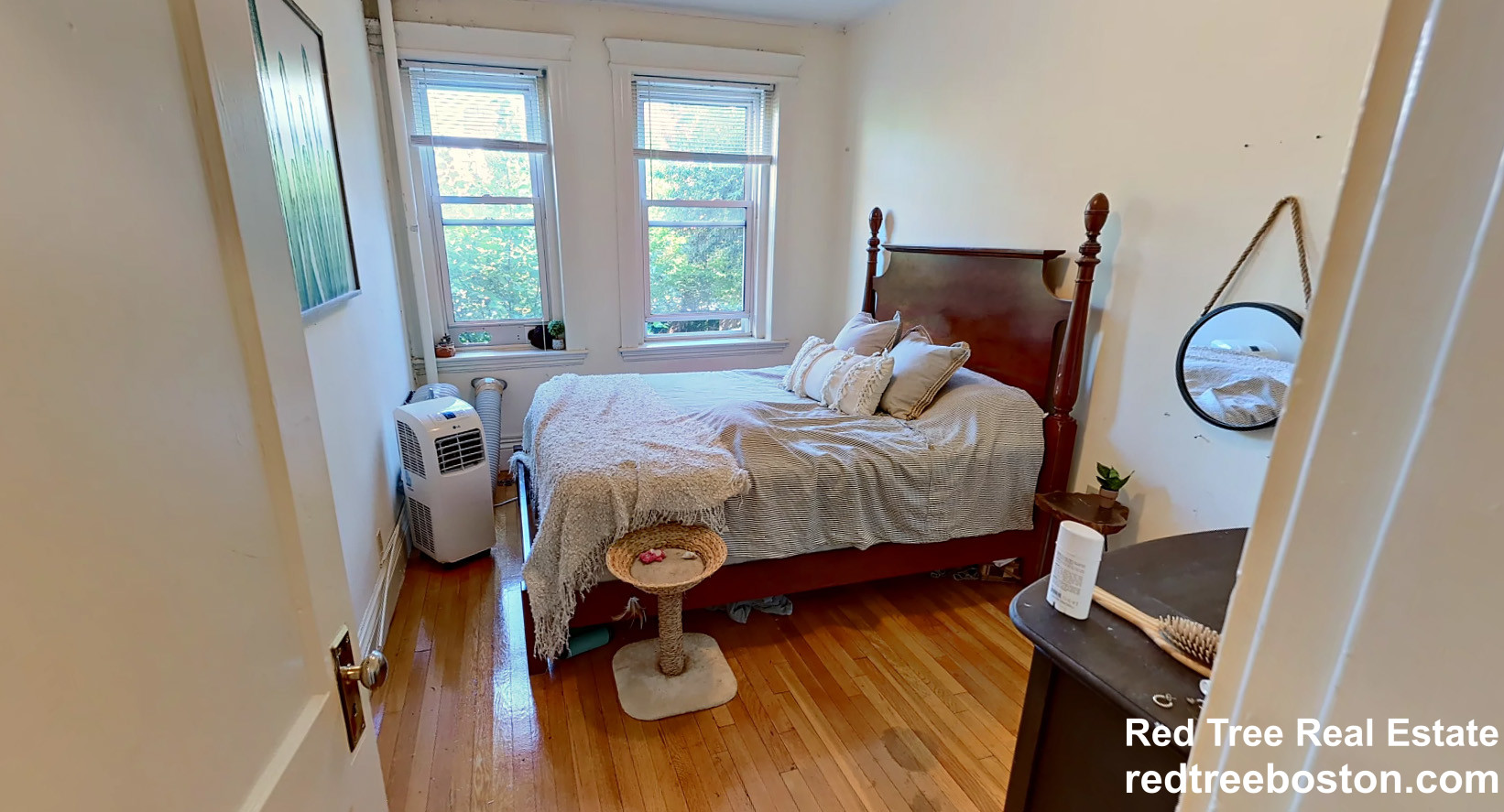 100 Queensberry St, Fenway