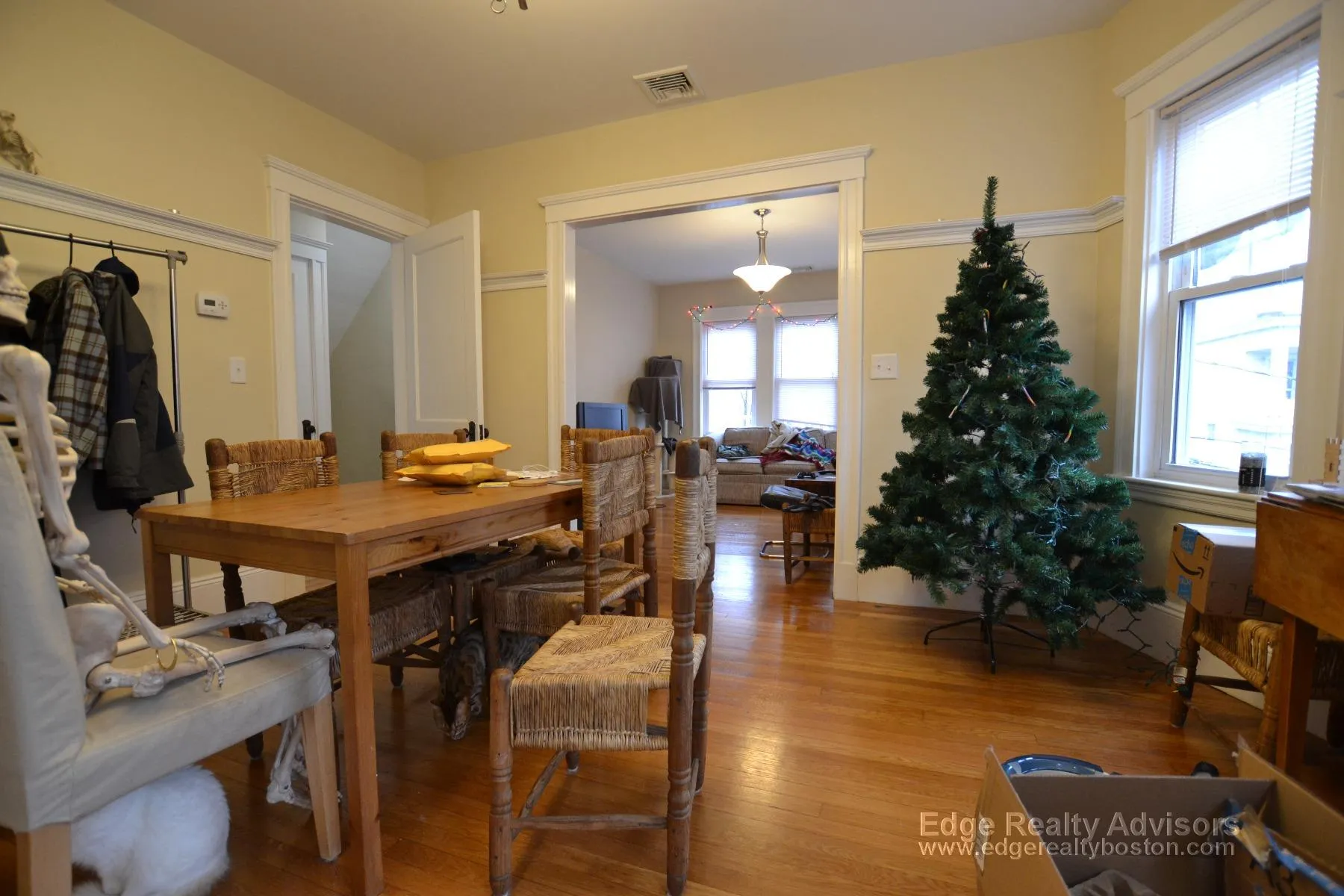 40 Atkins St, Oak Square