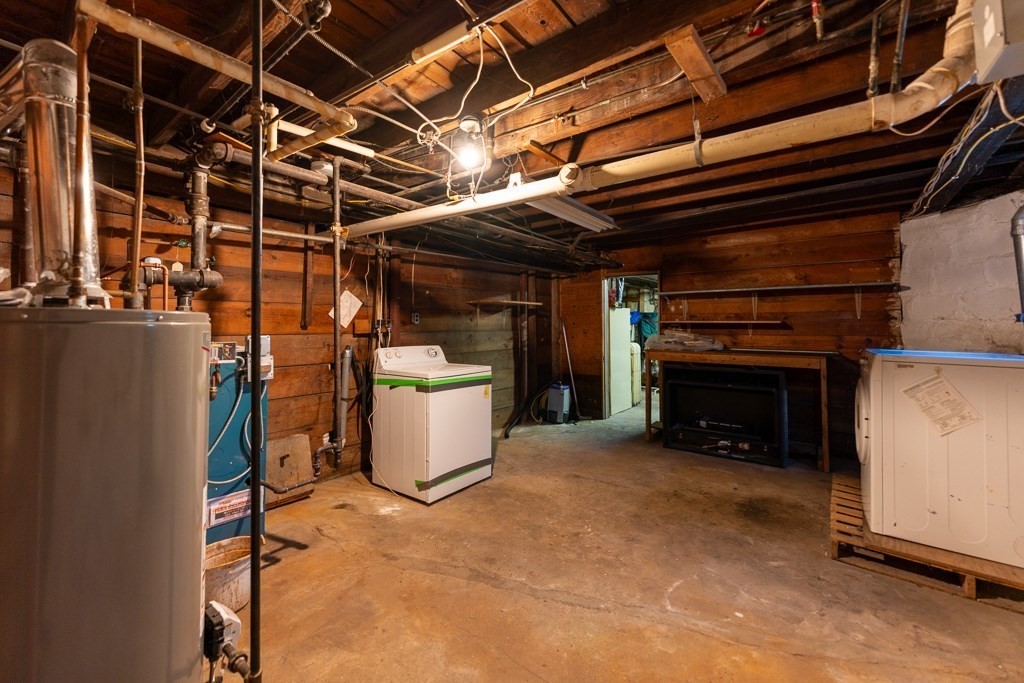 87 Harnden Ave, Watertown