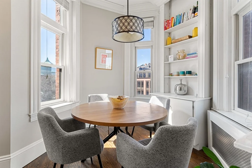 271 Dartmouth St, Back Bay