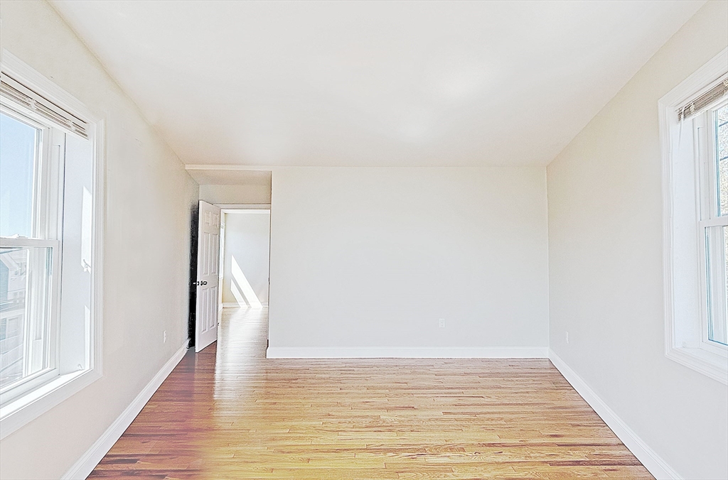 1043 Winthrop Ave, Revere