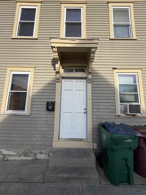 36 Cork, Lowell