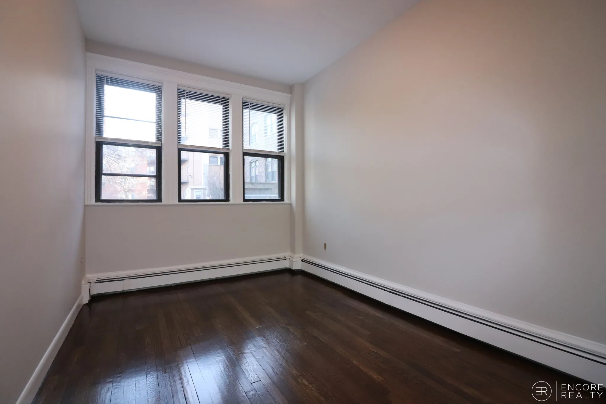 11 Stearns Rd, Coolidge Corner