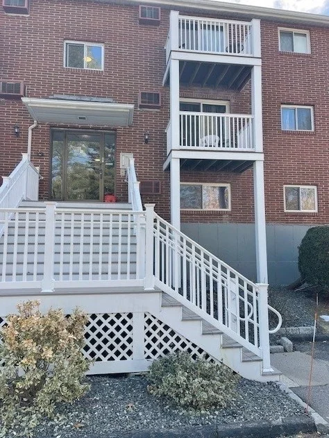 616 Boston Post Rd E, Marlborough