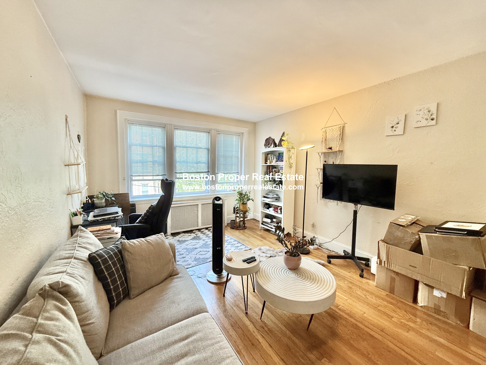 90 Kilsyth Rd, Brighton