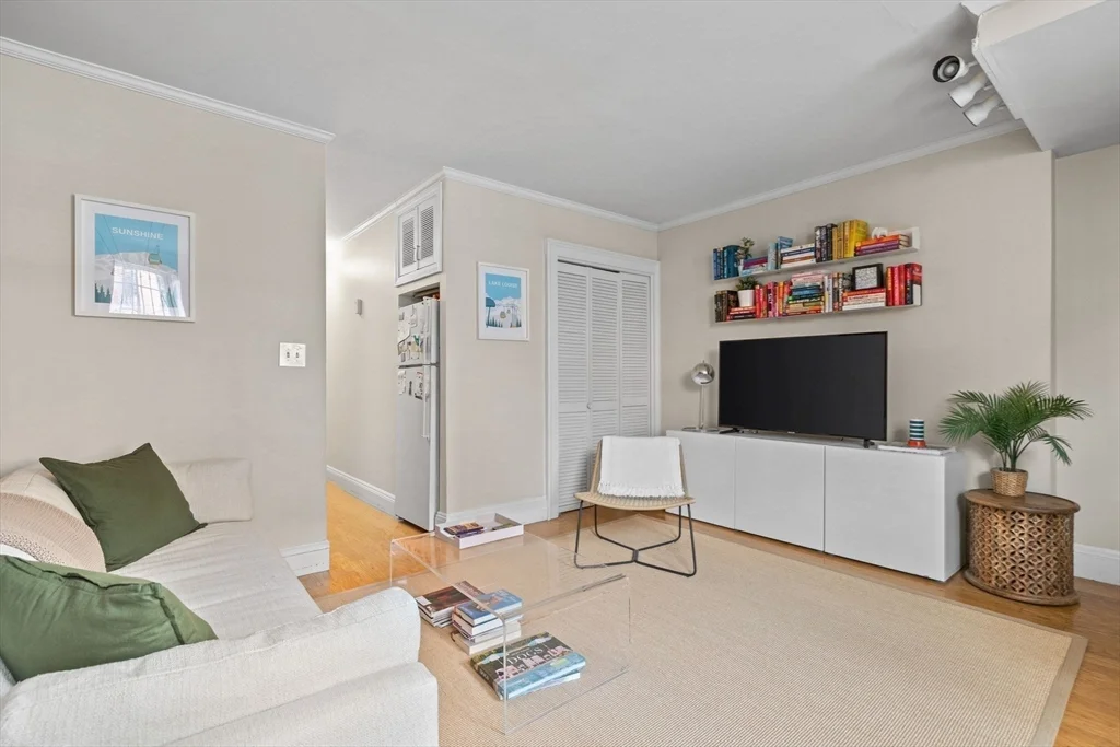 15 Dartmouth St, South End