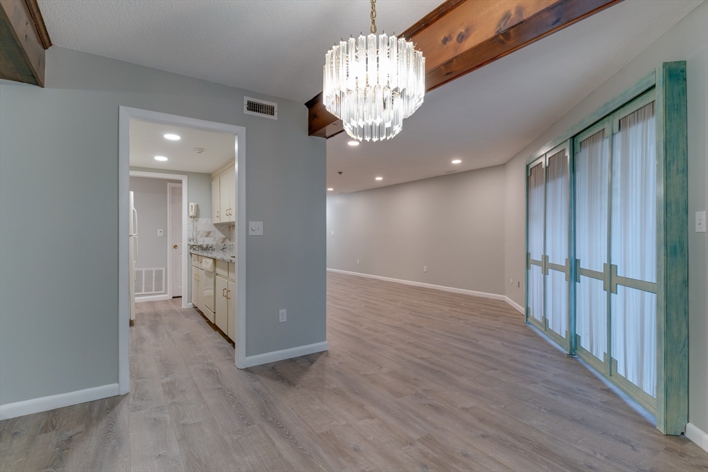 20 Brian Dr, Stoughton