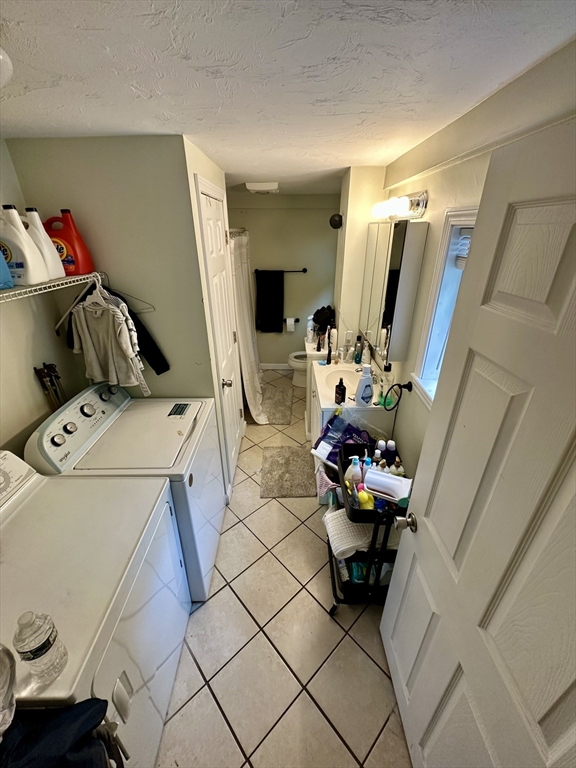 765 N Main St, Randolph