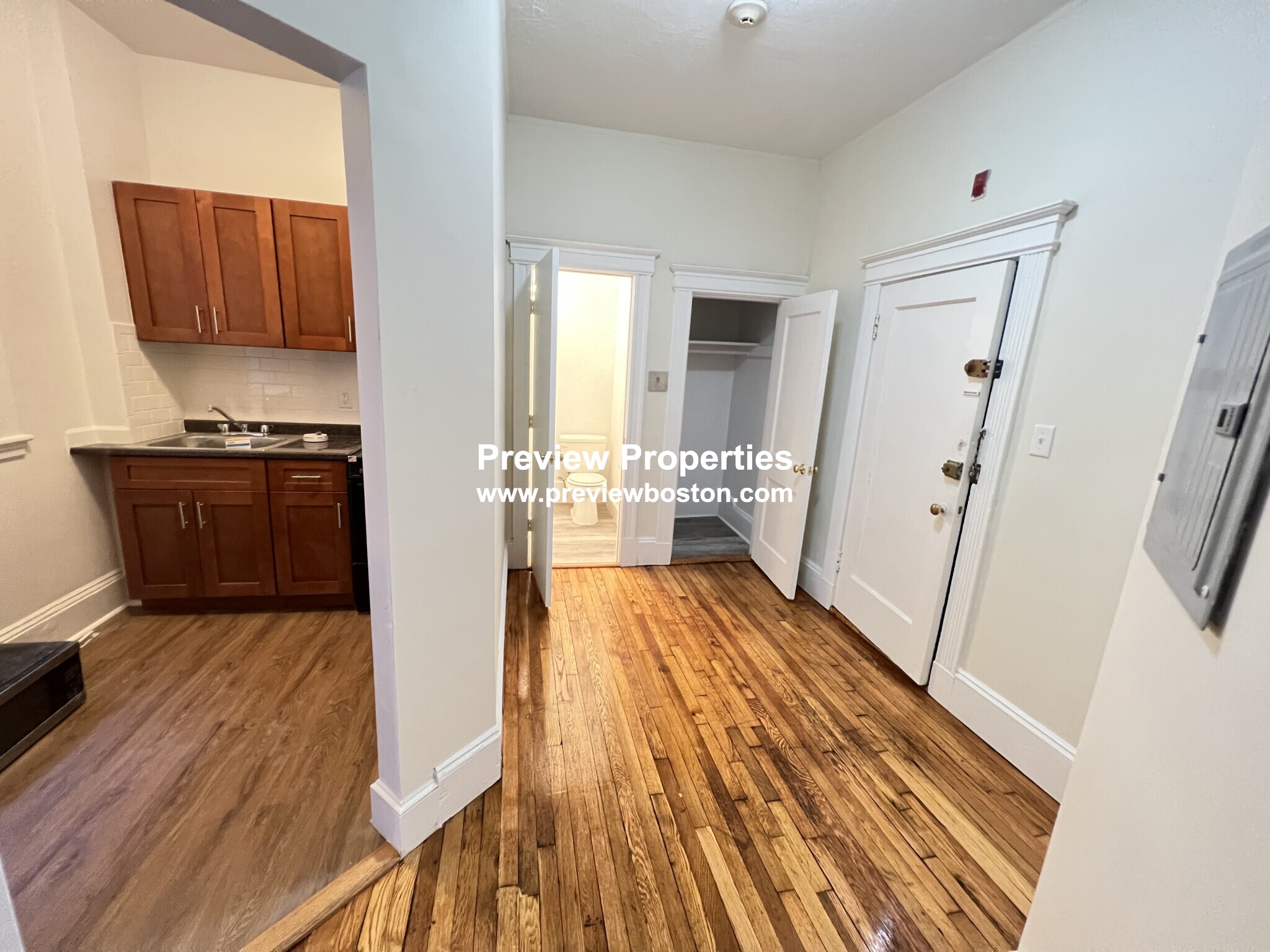 1334 Commonwealth Ave, Allston