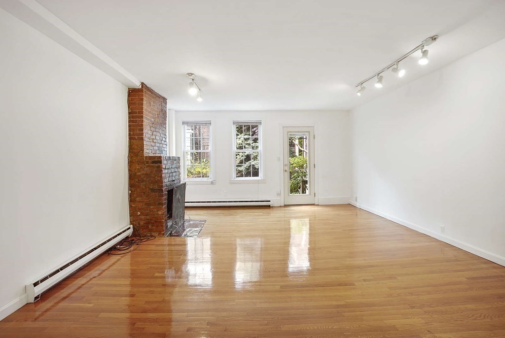 15 Appleton St, South End