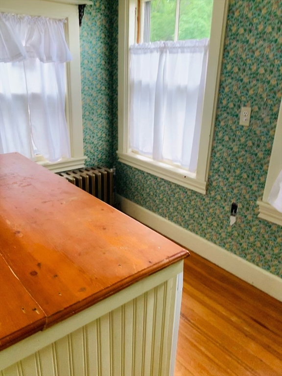 984 Chestnut St, Newton Upper Falls