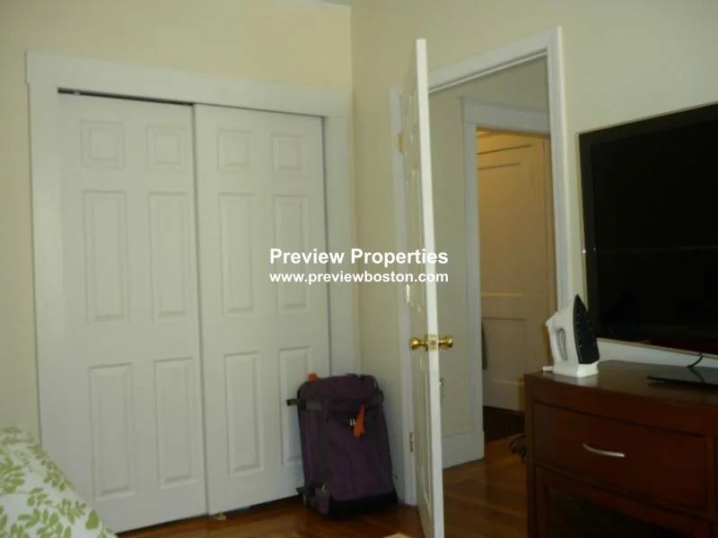 1615 Commonwealth Ave, Brighton