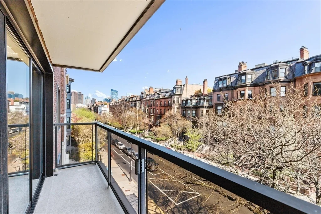 180 Beacon St, Back Bay