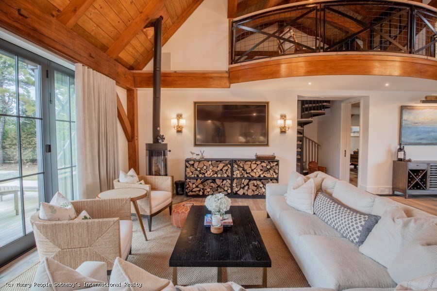 59 South Shore Rd, Surfside