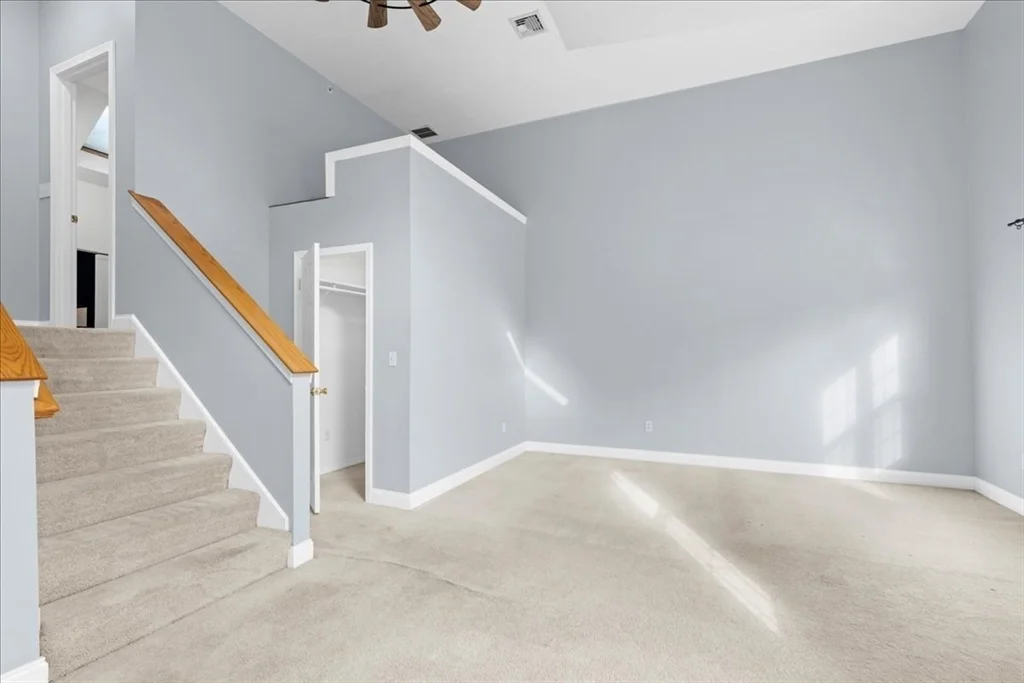 67 N Quinsigamond Ave, Shrewsbury