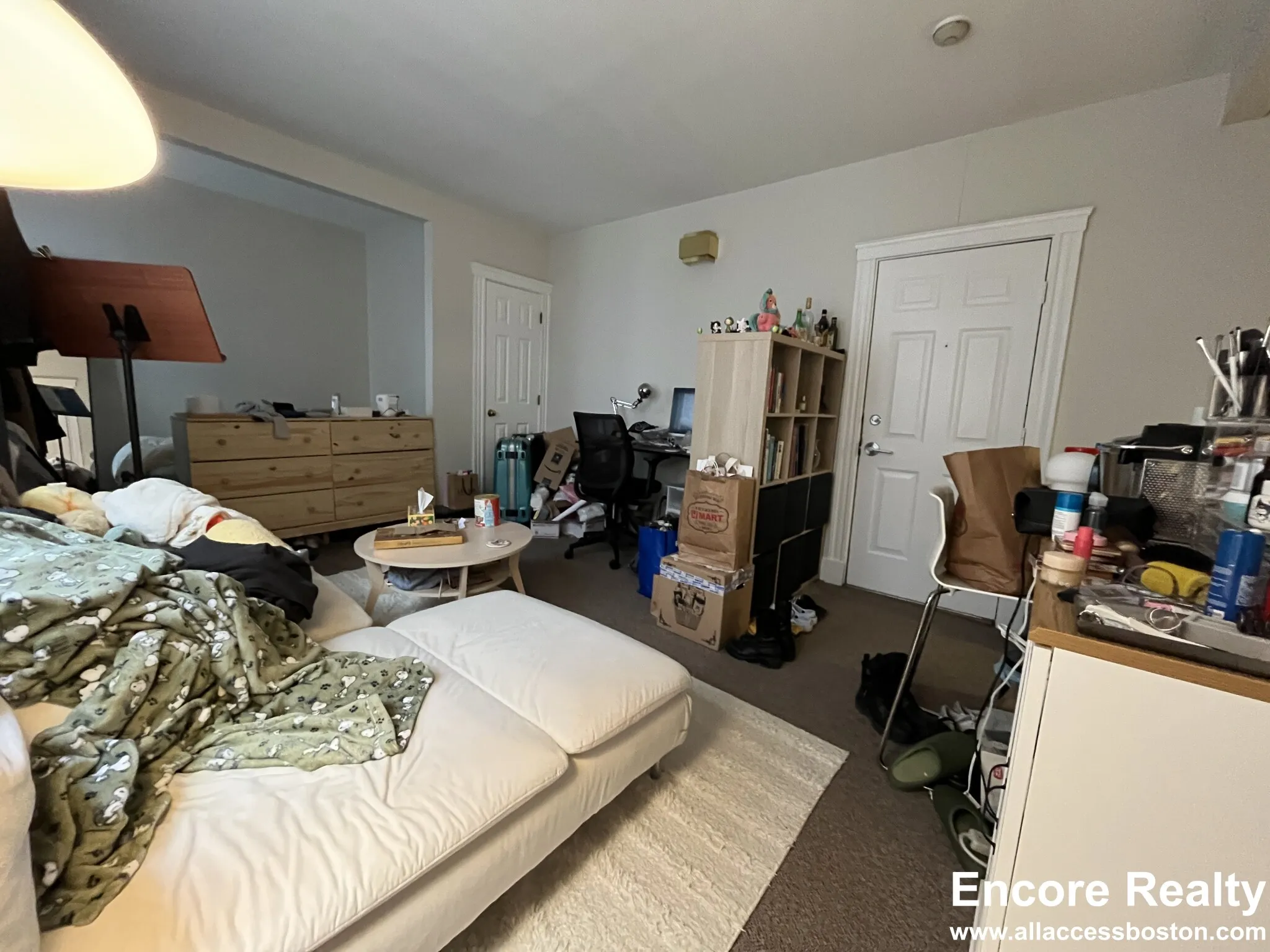 833 Beacon St, Fenway