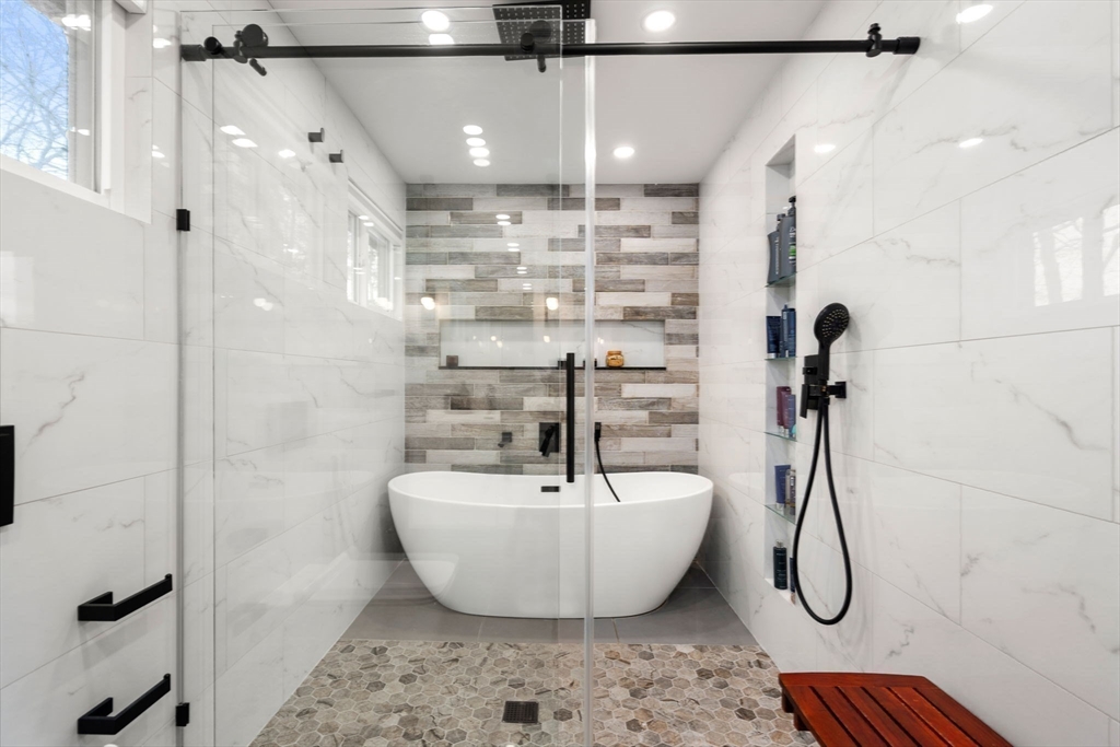 38 Ranger Rd, Natick