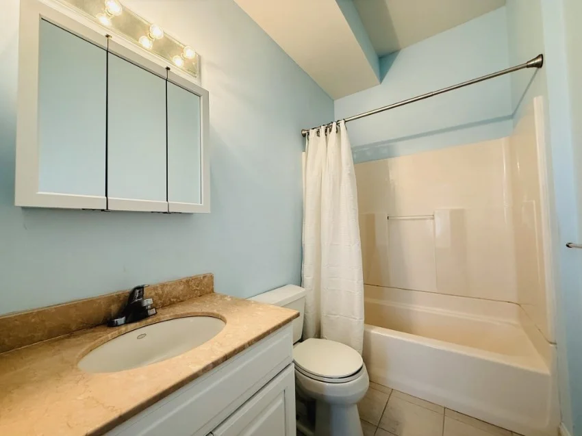 31 Elmwood St, Newton Corner