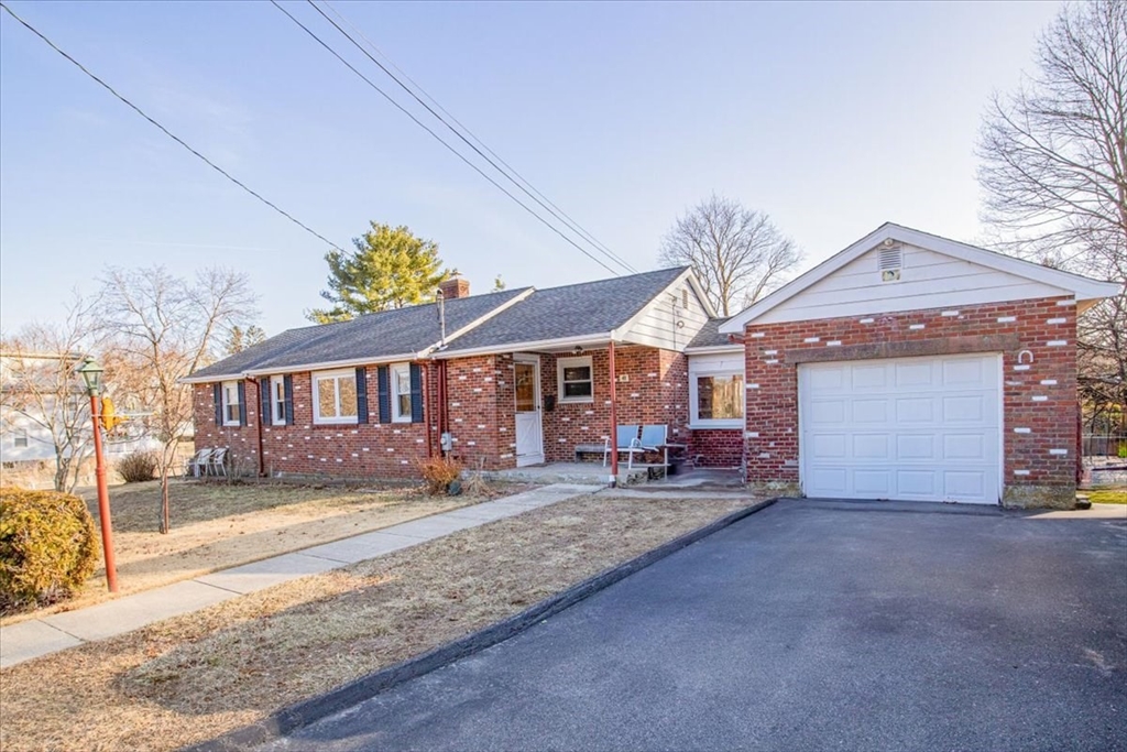 41 Allen Rd, Norwood