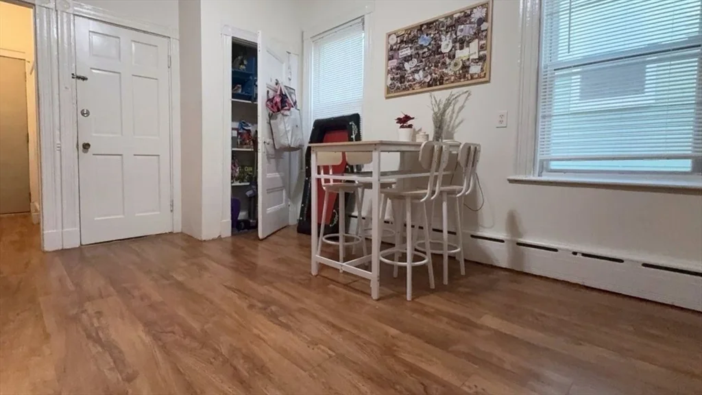 26 Darling, Mission Hill