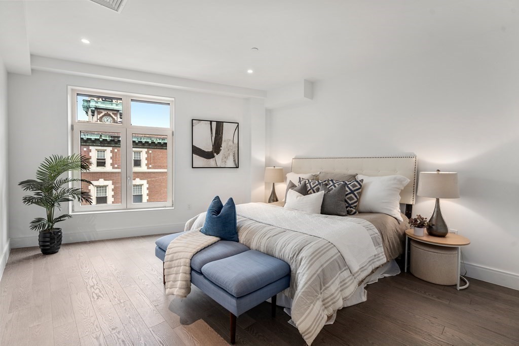 20 Boylston St, Brookline Village