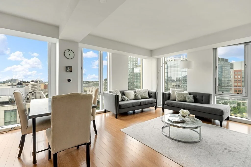 2 Earhart, East Cambridge