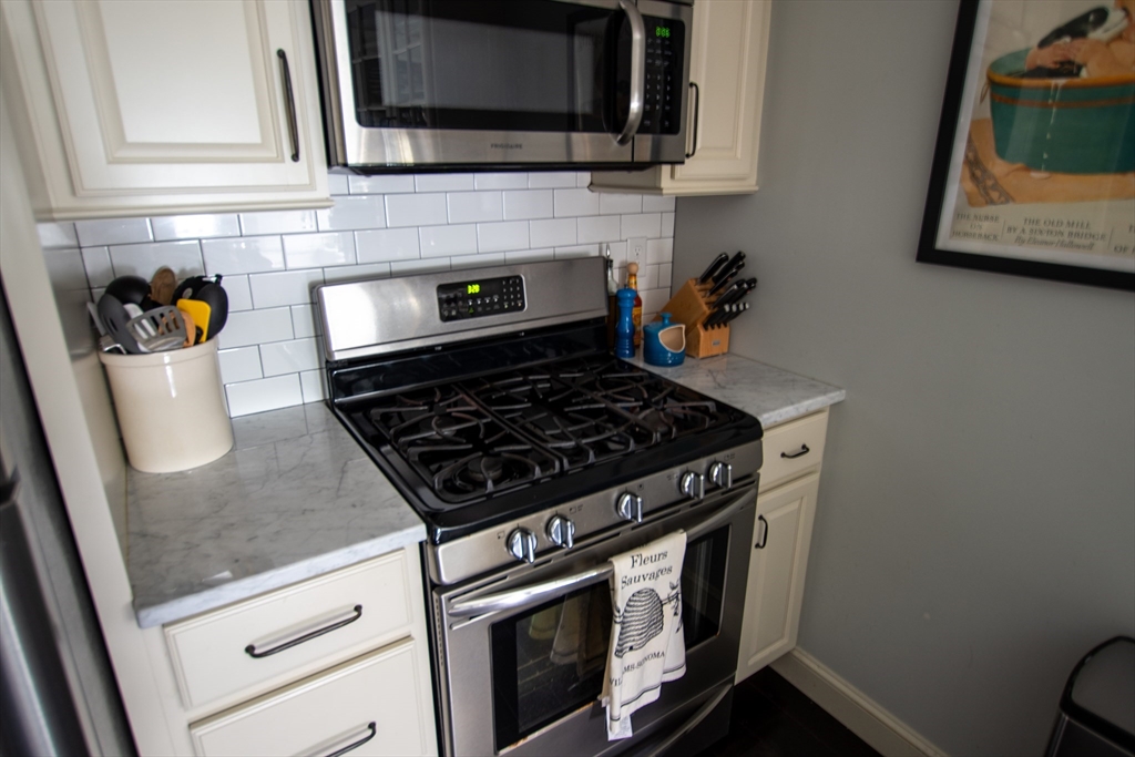 96 Grant Ave, Medford