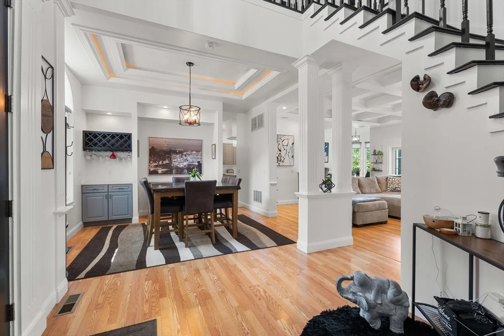 31 Cedar St, North Reading