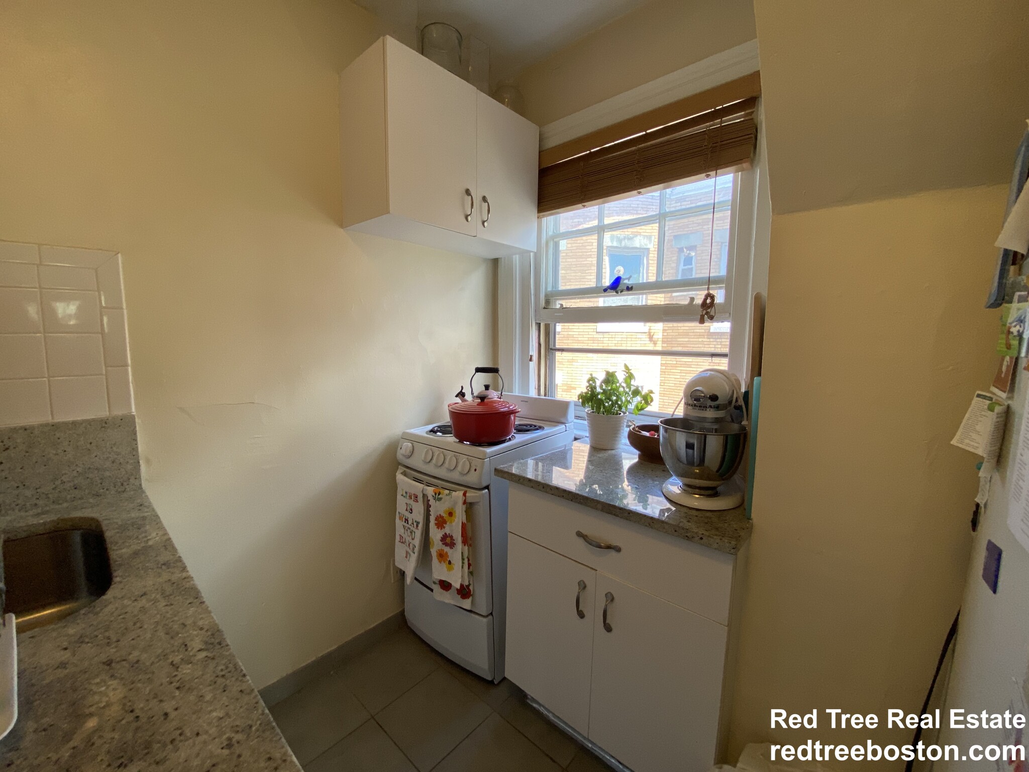 1748 Beacon St, Brookline