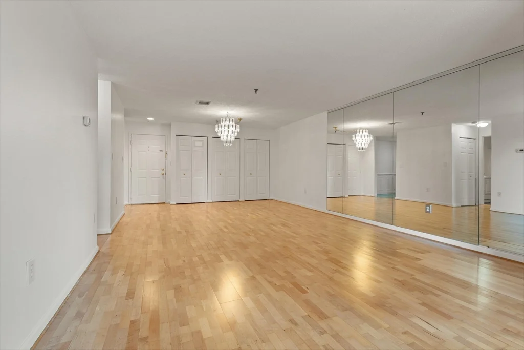 3920 Mystic Valley Pkwa, Medford