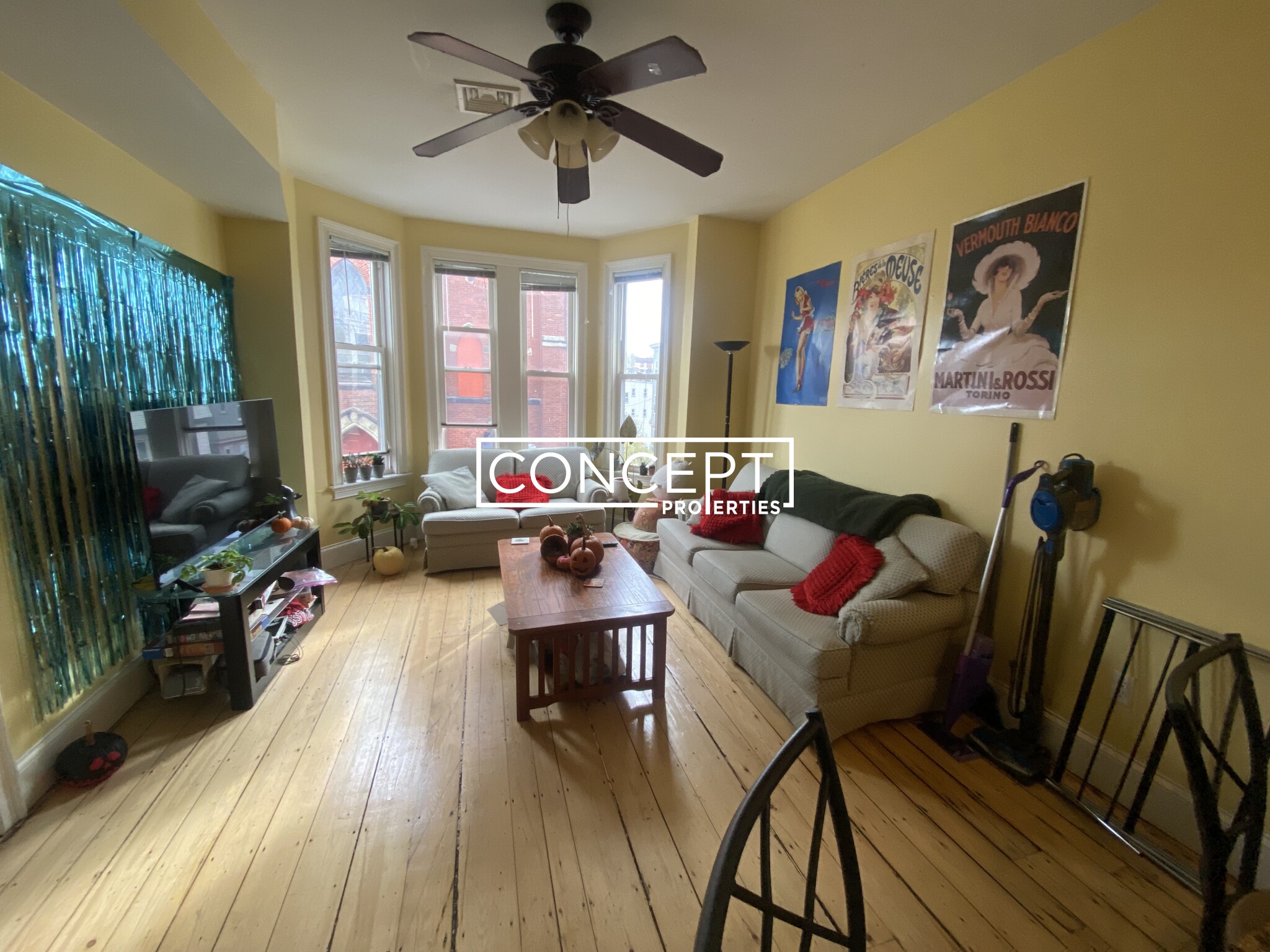 731 Parker St, Mission Hill