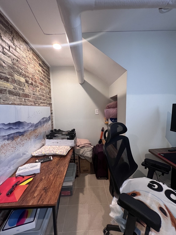 475 Broadway, South Medford