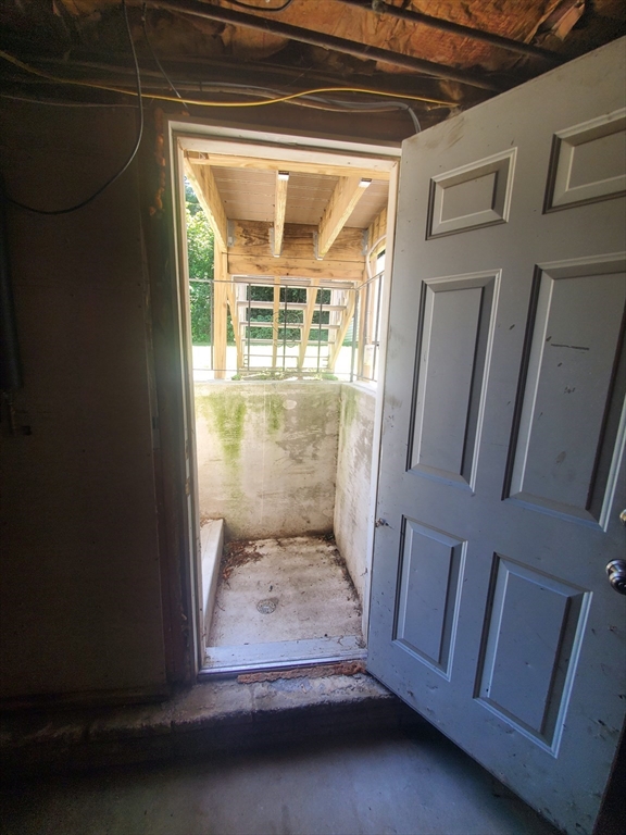 174 Pine St, Holbrook