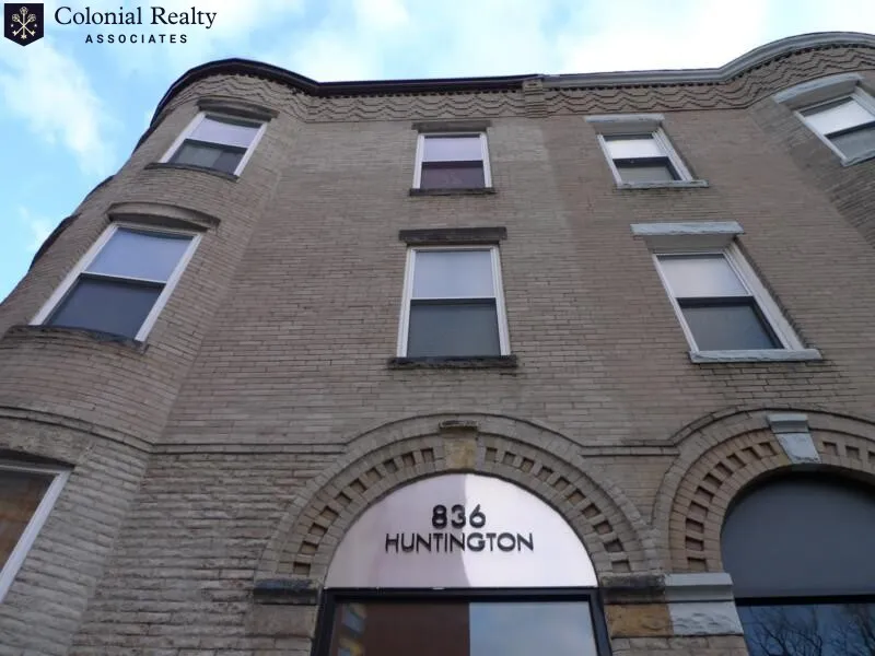 836 Huntington Ave, Mission Hill